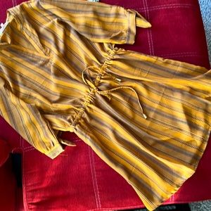 Mustard and black patterned dress size L